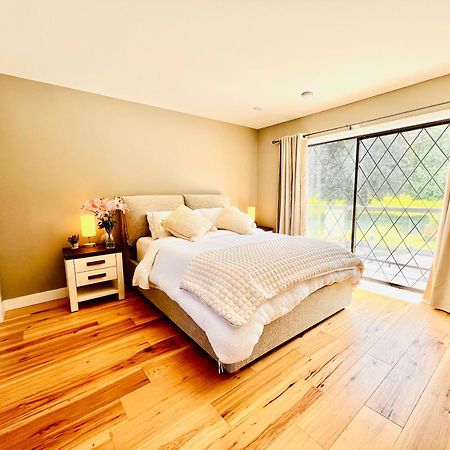 Oceanside Manor - Fancy Room - Golf Course & Beach View Qualicum Beach Exterior foto